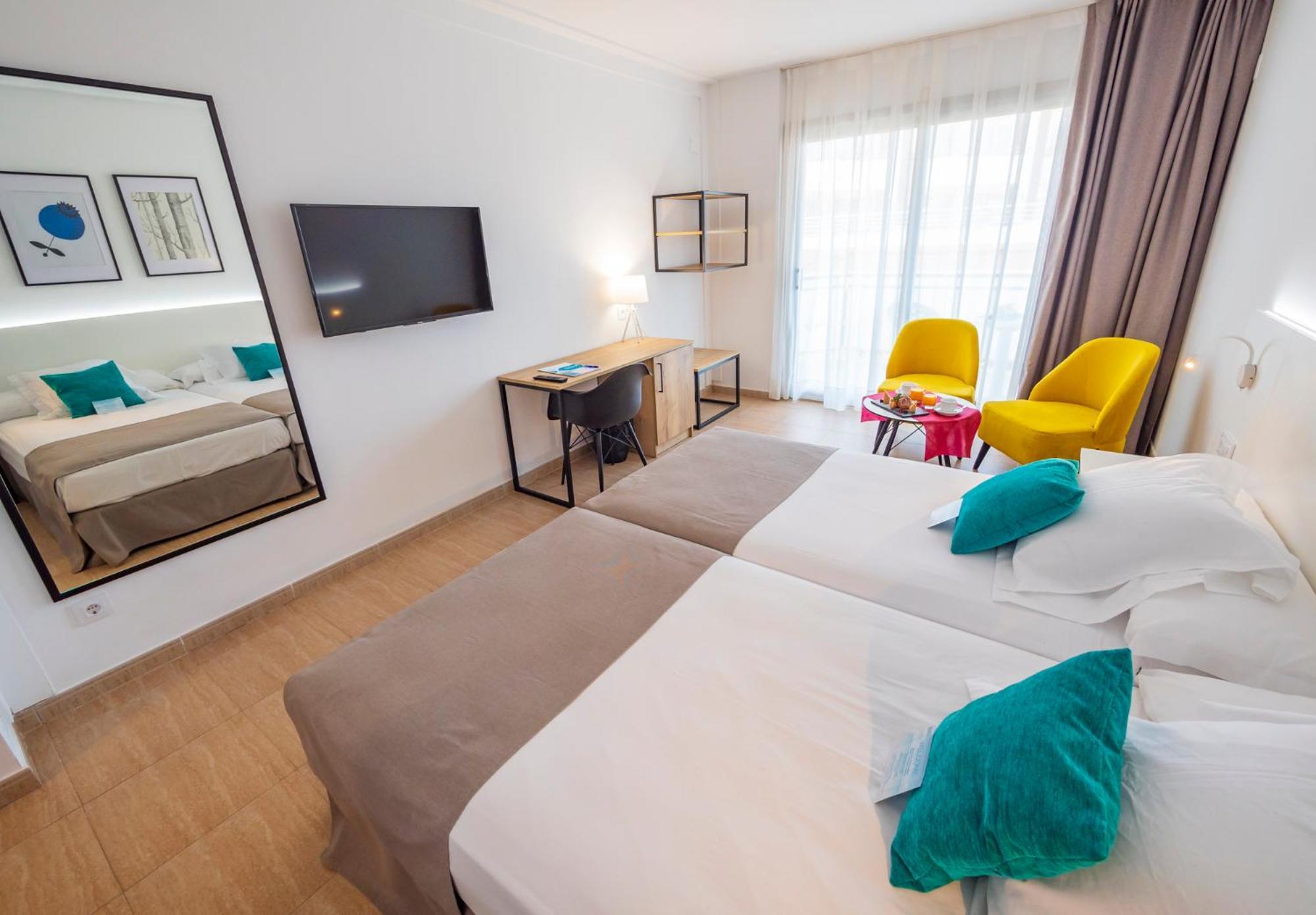 Dwo Sirius - Adults Only Hotel Santa Susanna Ngoại thất bức ảnh