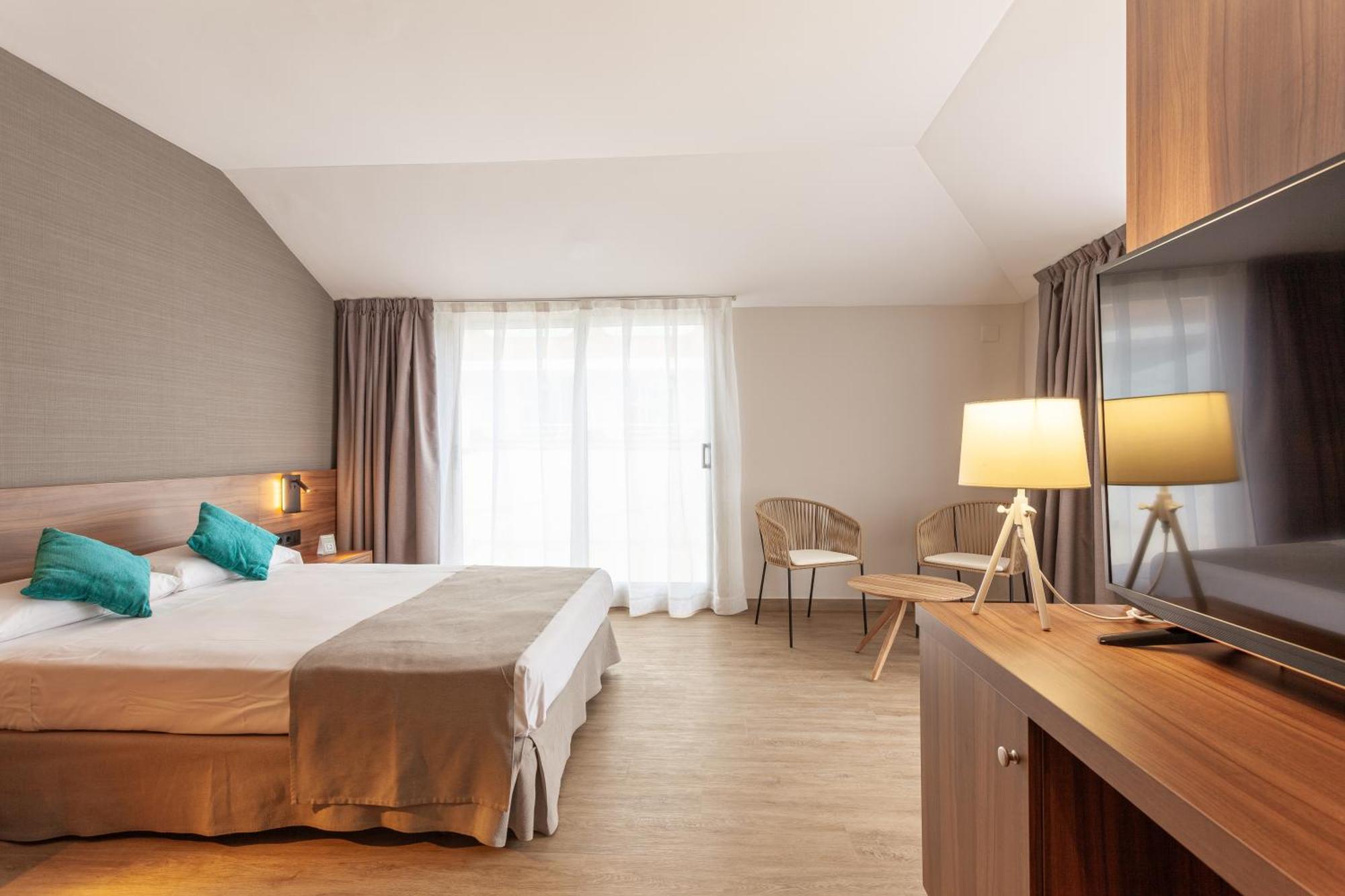 Dwo Sirius - Adults Only Hotel Santa Susanna Ngoại thất bức ảnh